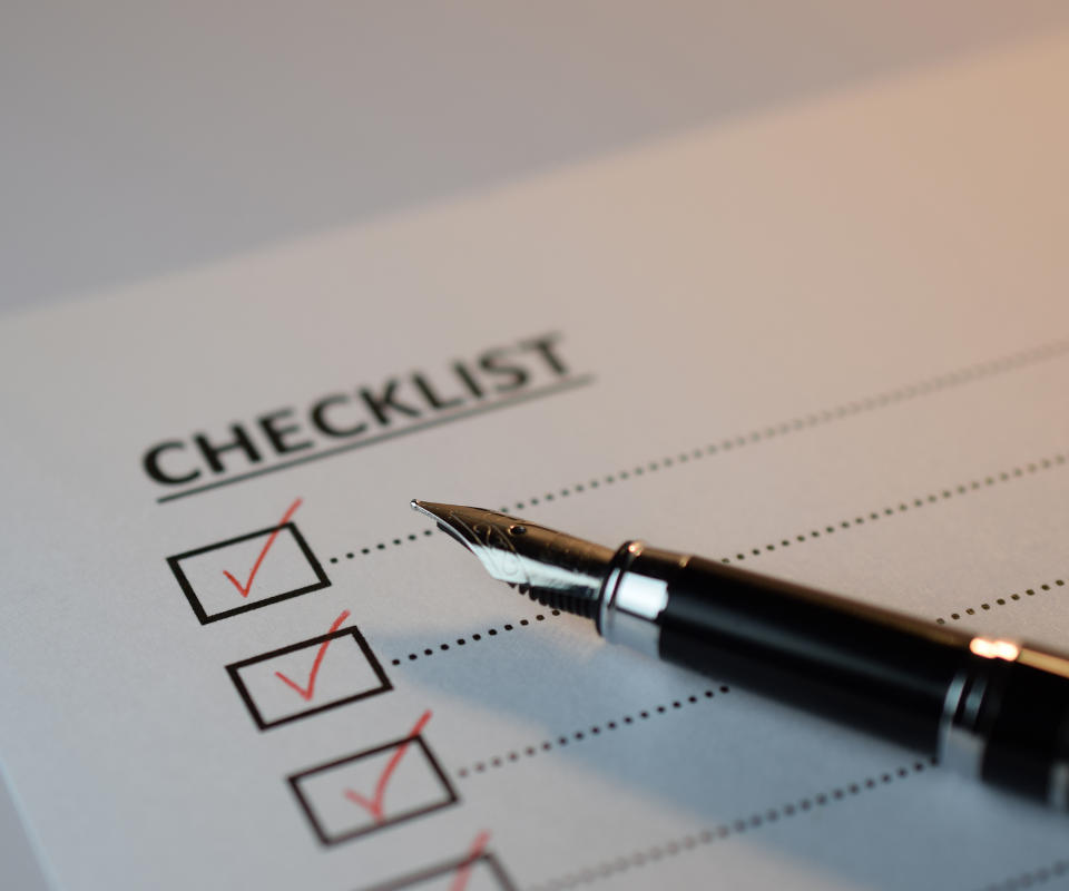 controle de carteira financeira com checklist e monitoramento de riscos